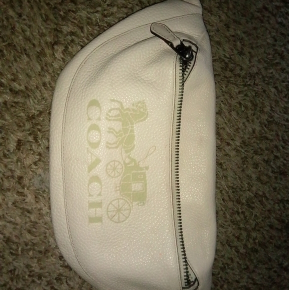 Coach Fanny Pack - Picture 1 of 8